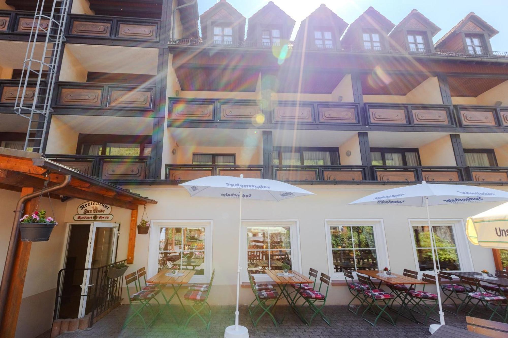 Landgasthof Zur Linde Heimbuchenthal ภายนอก รูปภาพ